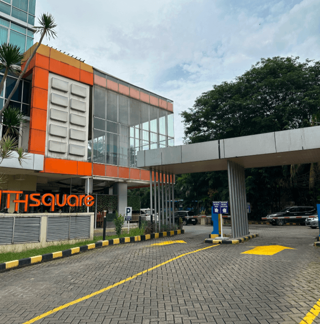 Apartemen MTH Square